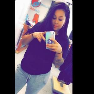 Meet your Posher, Stephanie